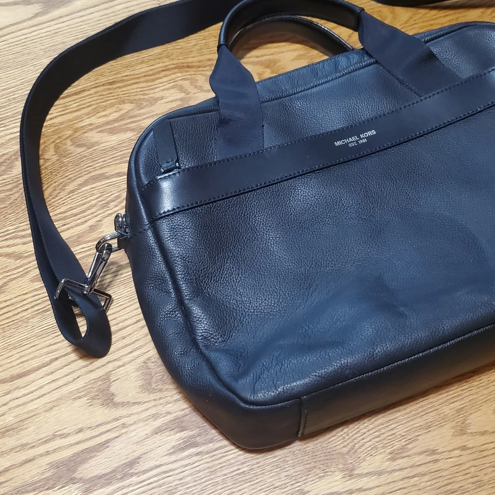 Michael Kors Men's Greyson Slim Briefcase Crossbody Pebbled Leather